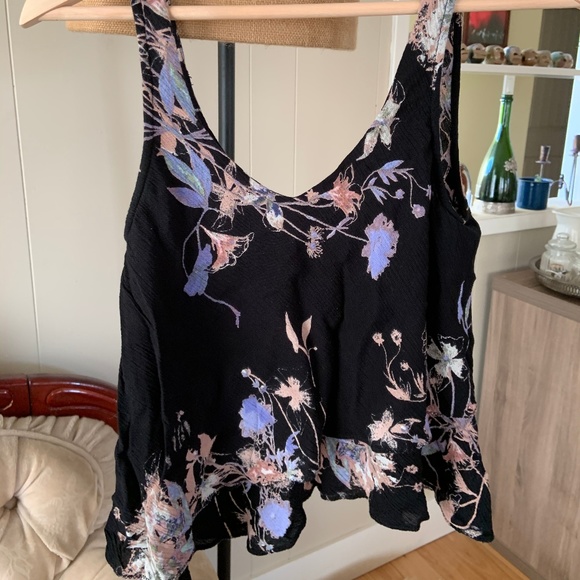 Flowy Flower Print Crop Top - Picture 1 of 2